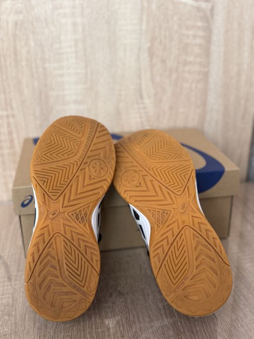 Дитячі Кросівки ASICS Upcourt 5 GS (37 розмір / 23 см)