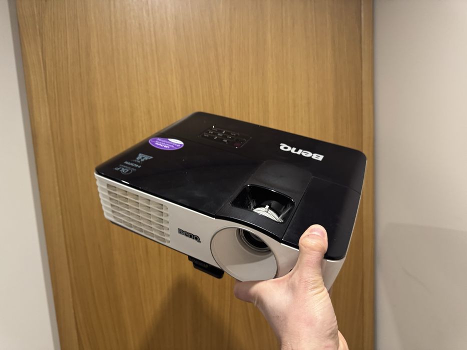 Projektor Benq HDMI