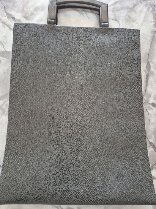 Mala yves saint laurent verdadeira