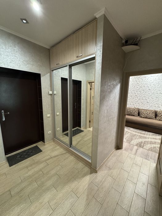 2х комнатная квартира 1/10 новострой Таврический