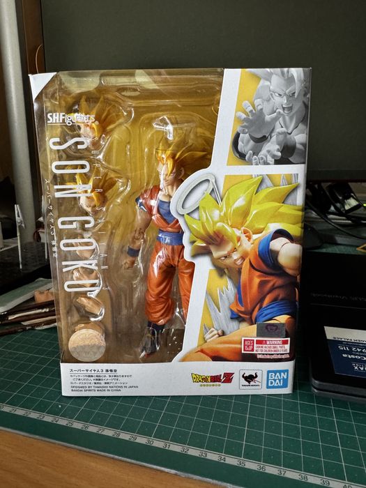 SH Figuarts Super Saiyan 3 Son Goku