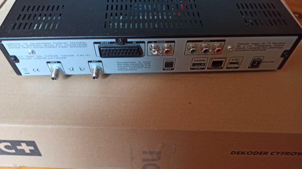 Dekoder nbox HDTV 500 GB + zasilacz i pilot