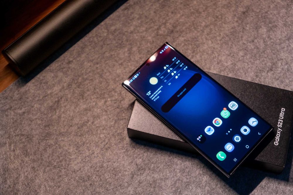 Samsung Galaxy S23 Ultra 5G – 256GB – Como Novo, Fatura e Garantia