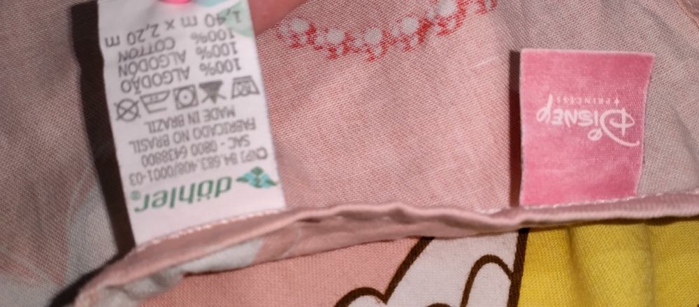 Manta, almofada livro Disney princesas