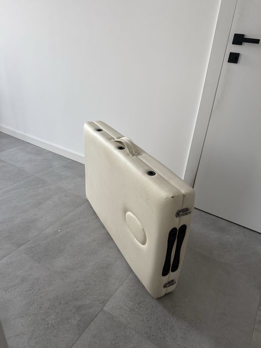 Łóżko do masażu/ stylizacji rzęs