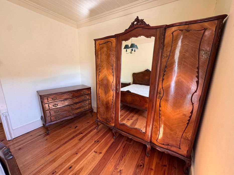 Mobilia quarto bom estado