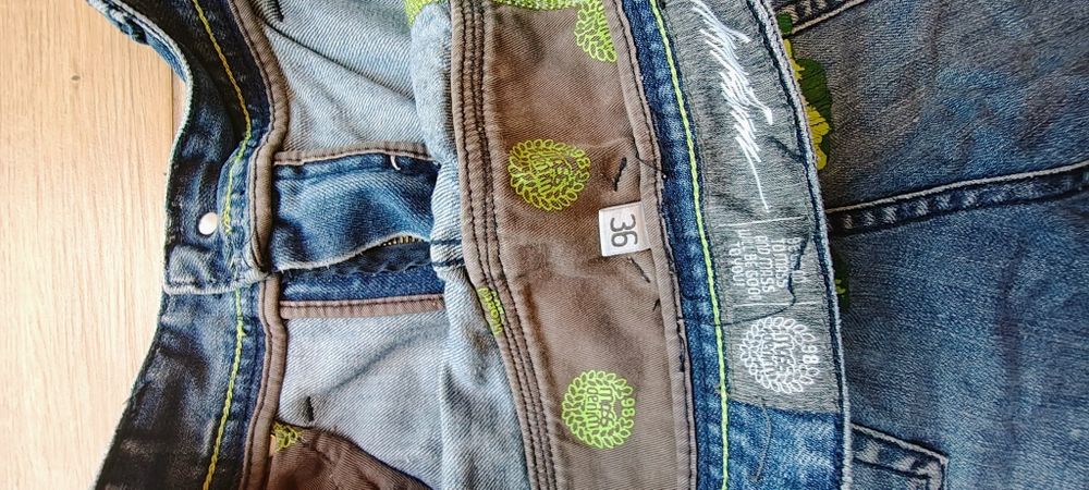 Spodnie krótkie Mass denim