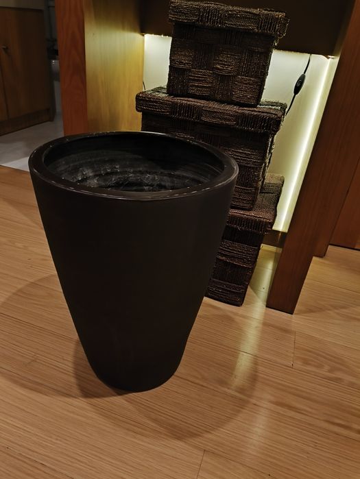 Vaso Decorativo Cor Castanho 50 x 36