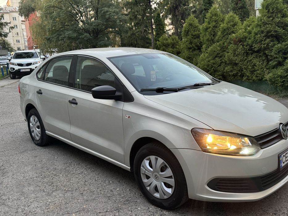 Volkswagen Polo 1.6 газ бенз 2013