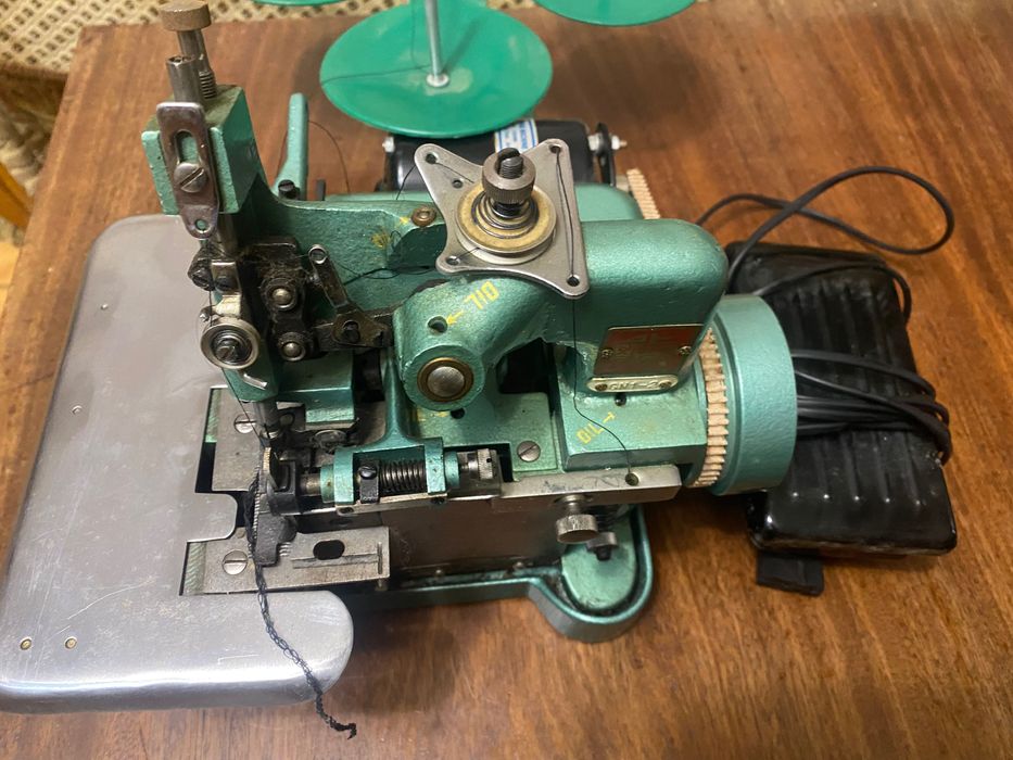 Ниточный оверлок