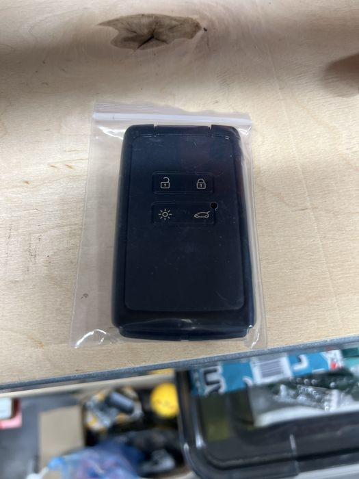 Виготовлення автоключів,відкриття авто,ремонт замків запалення