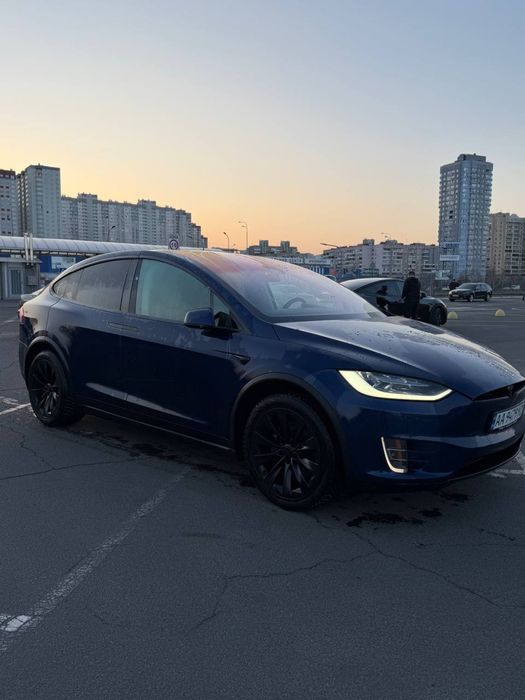 Tesla Model X 2016