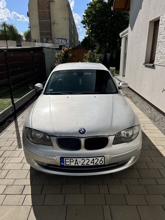 BMW 118d 2009 manual