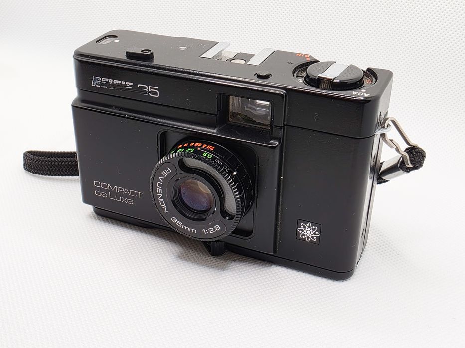 Revue Compact De Luxe 35 – Câmara Analógica 35mm Vintage
Revue Compact
