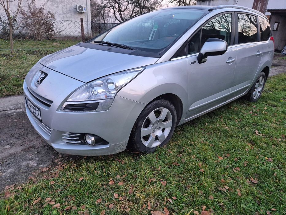 Peugeot 5008 Peugeot 5008 7-osobowy, szklany dzach,bez wkładu finansowego.