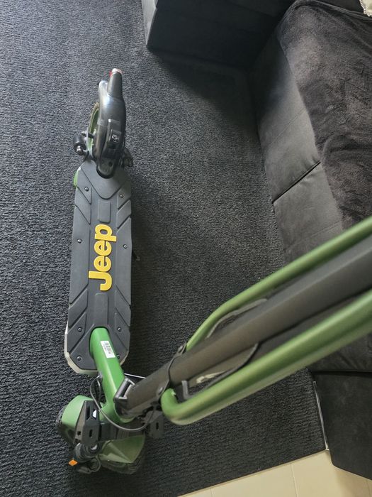 Trotinete Jeep E scootet Adventurer com Fatura