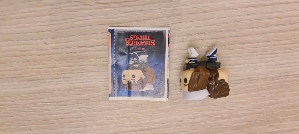 Bonecos Stranger things ovos kinder Will a 30€