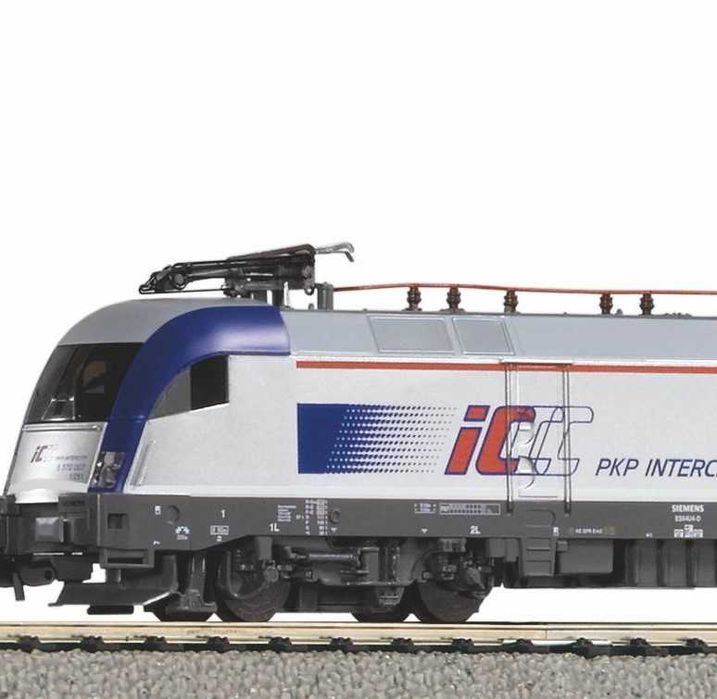 PIKO H0 59103 - Cyfrowy zestaw startowy ”Husarz” PKP IC
