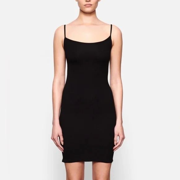 Оригинал платье skims ace chanel