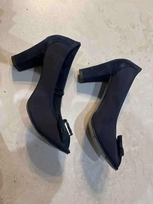 Buty na koturnie