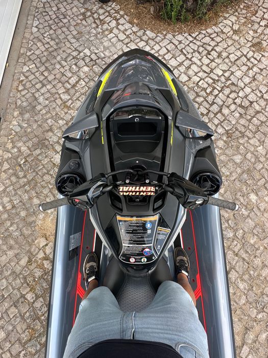Mota de água SEA- DOO RXT 325 X ESCAPE RIVA - IVA Dedutivel