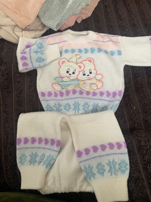 Костюмчики для дівчинки 68-74