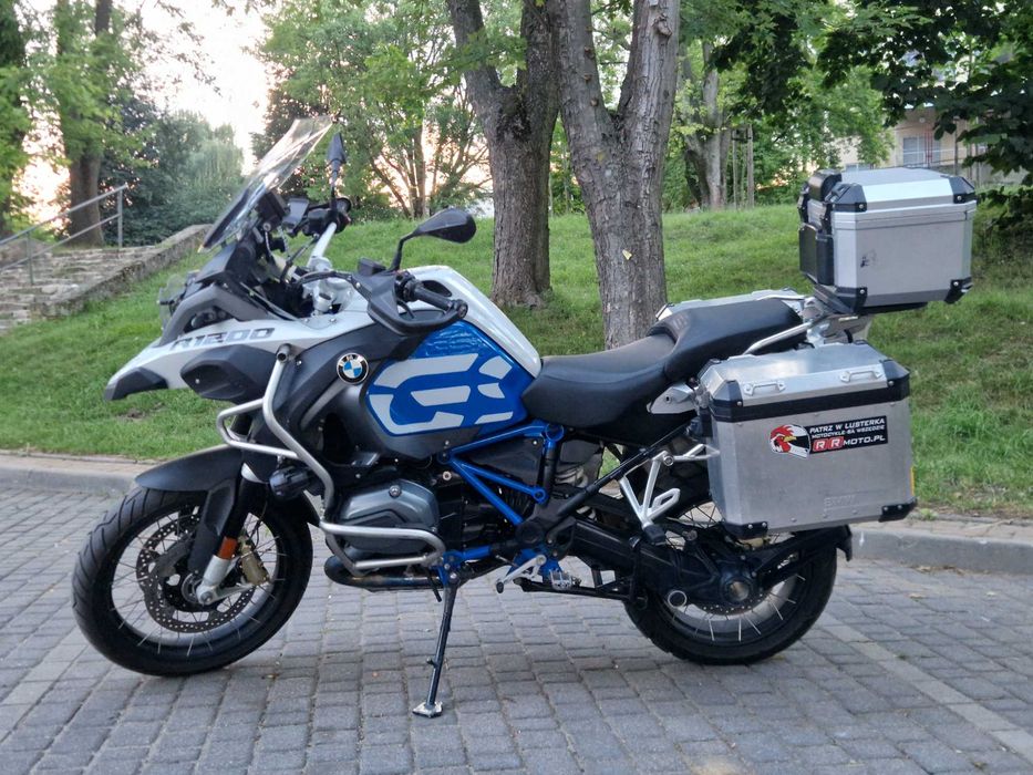Motocykl turystyczny