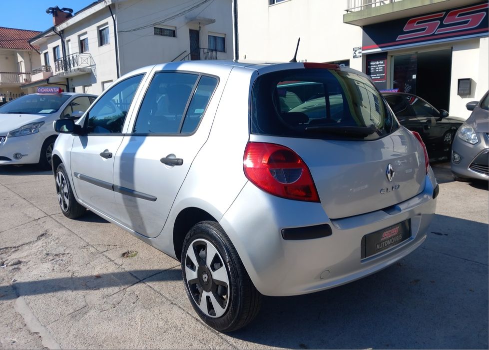 Renault Clio 1.2 Confort 2007 — photo 4