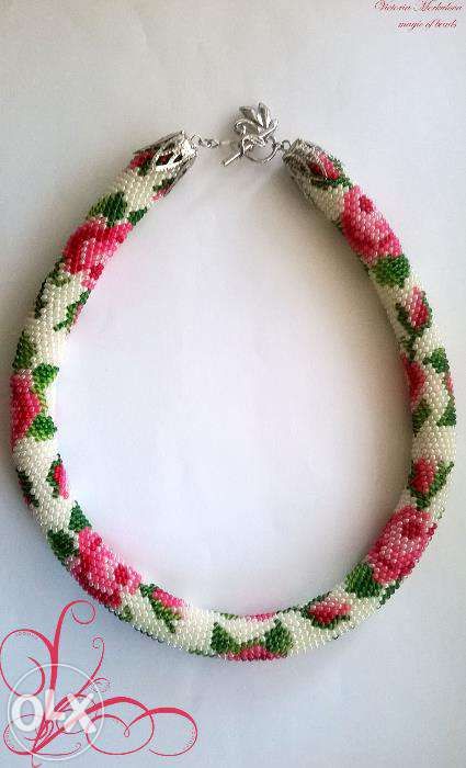 Украшения из бисера