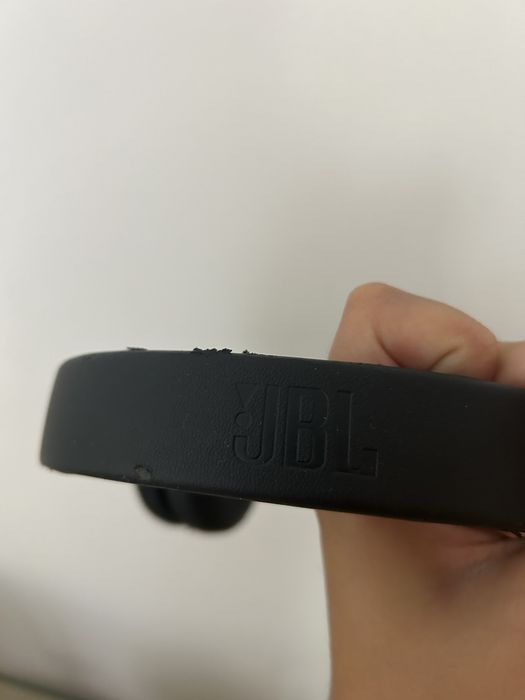 auscultadores bluetooth jbl pretos