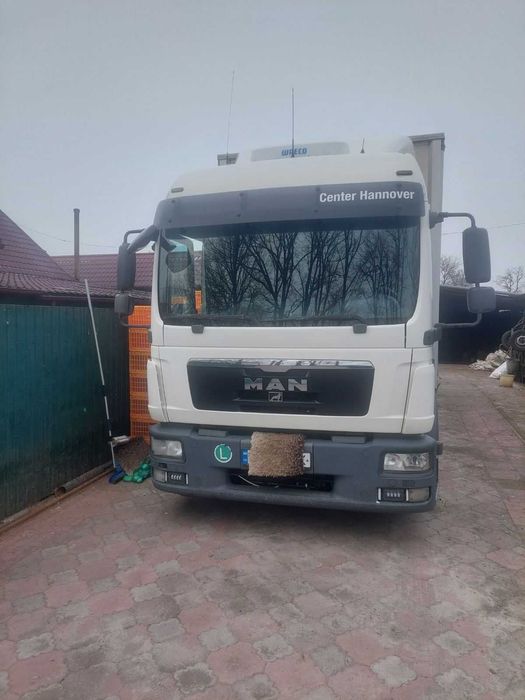 MAN 8.180 вантажний 2012 року в гарному стані