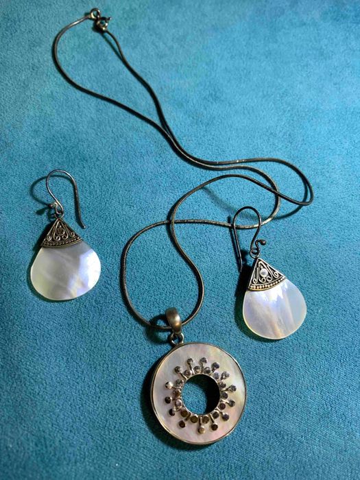 Прикраси (Срібні із вставками)