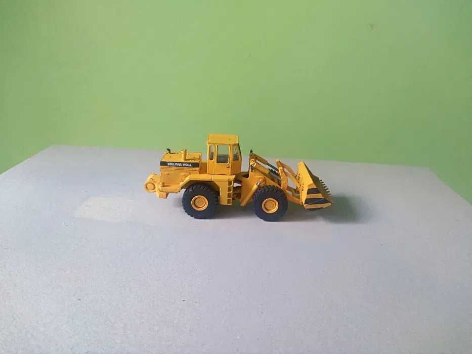 Ładowarka ł34 fadroma skala H0 1:87