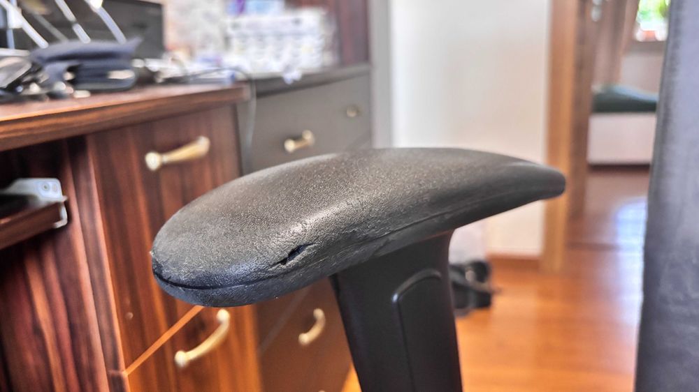 Ergonomiczny fotel biurowy Profim Playa 11SL