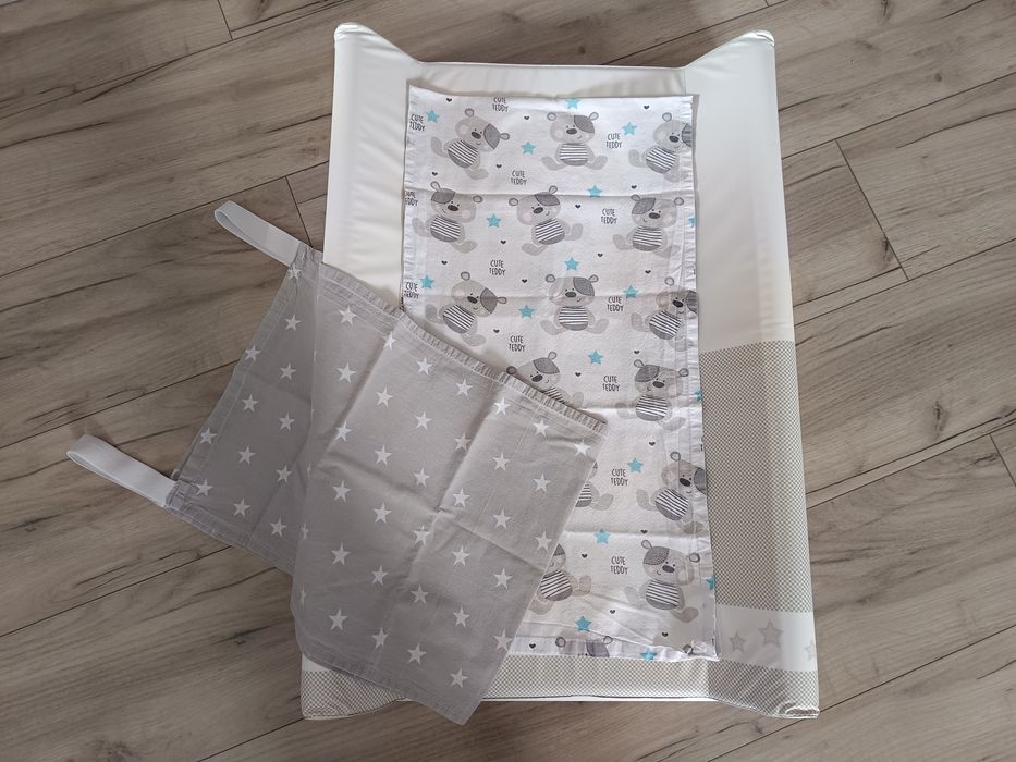Przewijak 47x70cm + 2 prześcieradełka