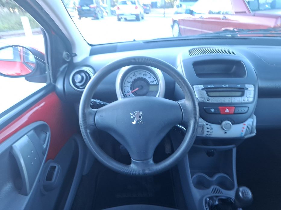 Peugeot 107 gasolina 120000kms