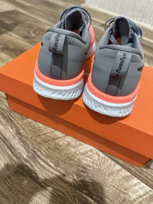 Кросівки жіночі Nike