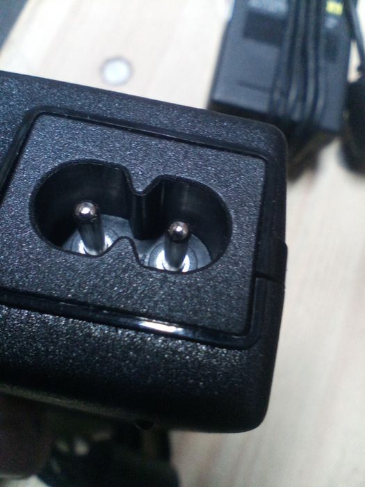 Електрошрот Fujitsu Asus  Lenovo 5.5*2.5 90w 20V 4.5A блок живлення