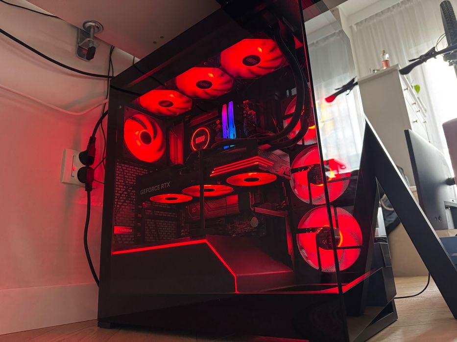 Komputer gamingowy Ryzen 7 7800X3D / Radeon RX 9070 XT 16GB / 32GB DDR5 / SSD 2TB / B850 / WiFi 6E