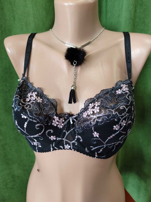 Бюстгальтер Diorella