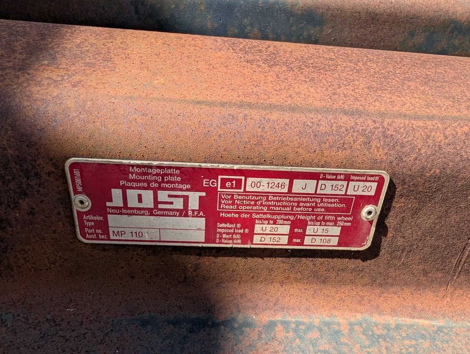 Placa de montagem JOST MP1101 espaçador para prato 5.ª roda, trator MEGA