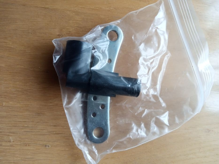 Датчик колінвалу Renault Clio2 1,2