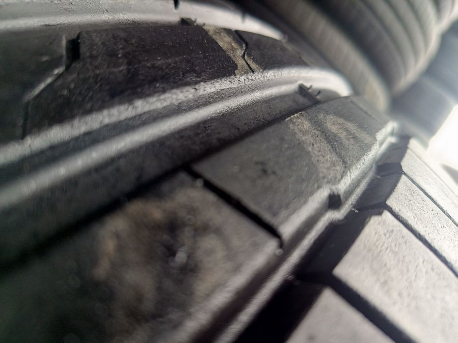 Sprzedam bardzo ładne opony Hankook 235/55 r19