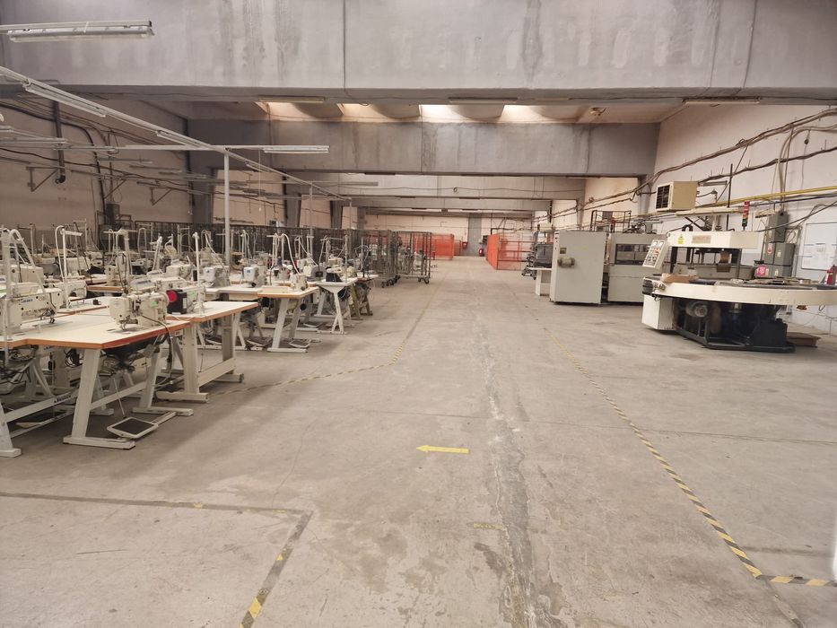 Продаж виробничого комплексу 14250 м2 в Румунії