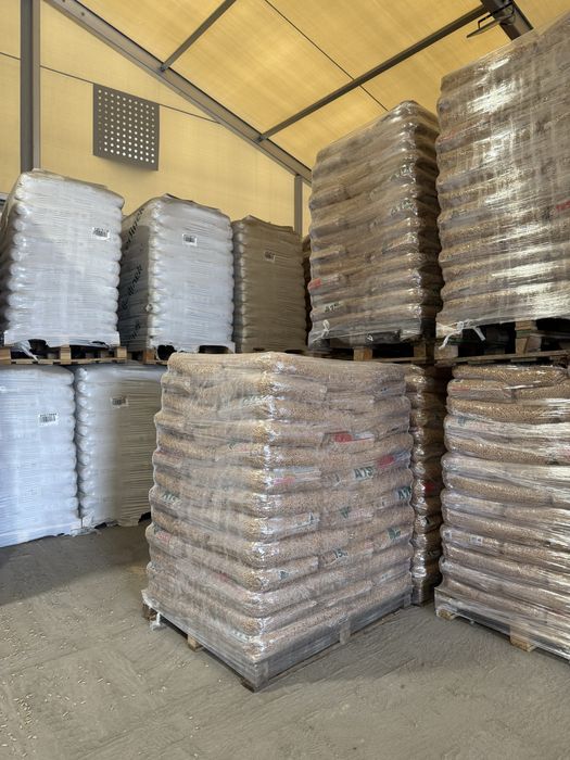 Certyfikowany pellet drzewny, produkcja Polska. Dostawa gratis.
