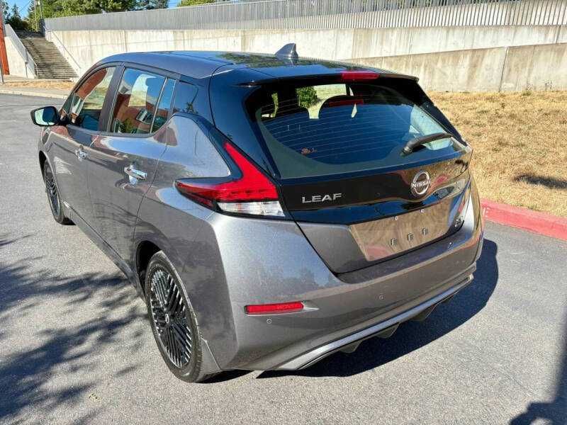 2024 Nissan LEAF SV PLUS