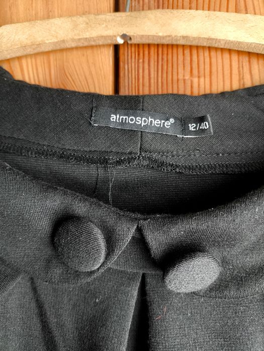 Czarna sukienka mini baby doll krótki rękaw