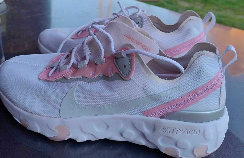 Buty Nike Renew Element 55 rozmiar 38,5