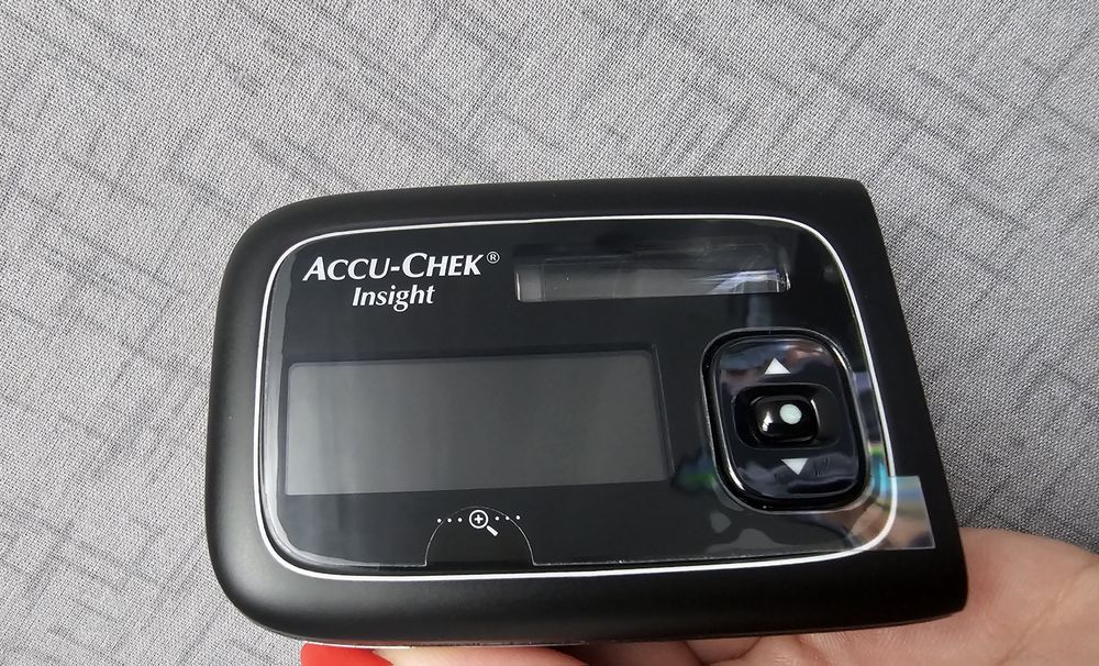 Інсулінова помпа Accu-Chek Insight/Акучек Інсайт