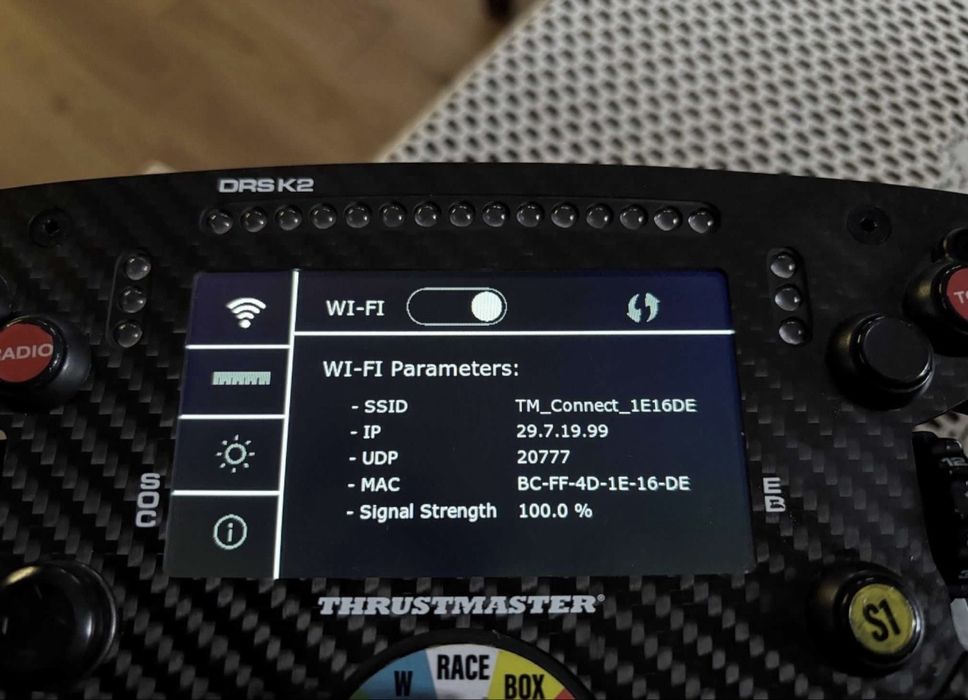 Kierownica THRUSTMASTER SF 1000 + Quick Release Moza